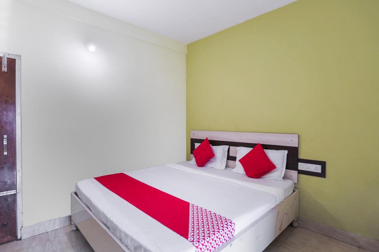 Oyo 68370 Subhalaxmi Guest House Пури Екстериор снимка