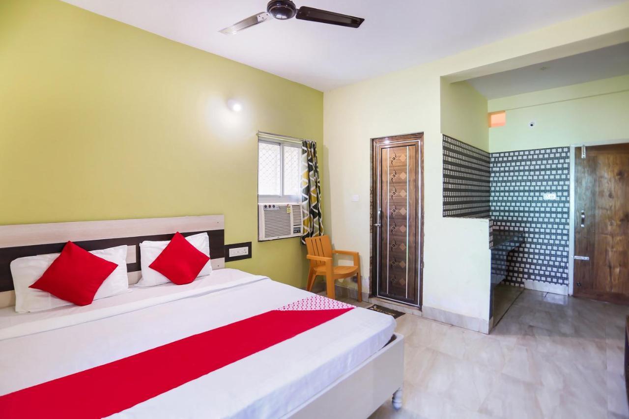 Oyo 68370 Subhalaxmi Guest House Пури Екстериор снимка