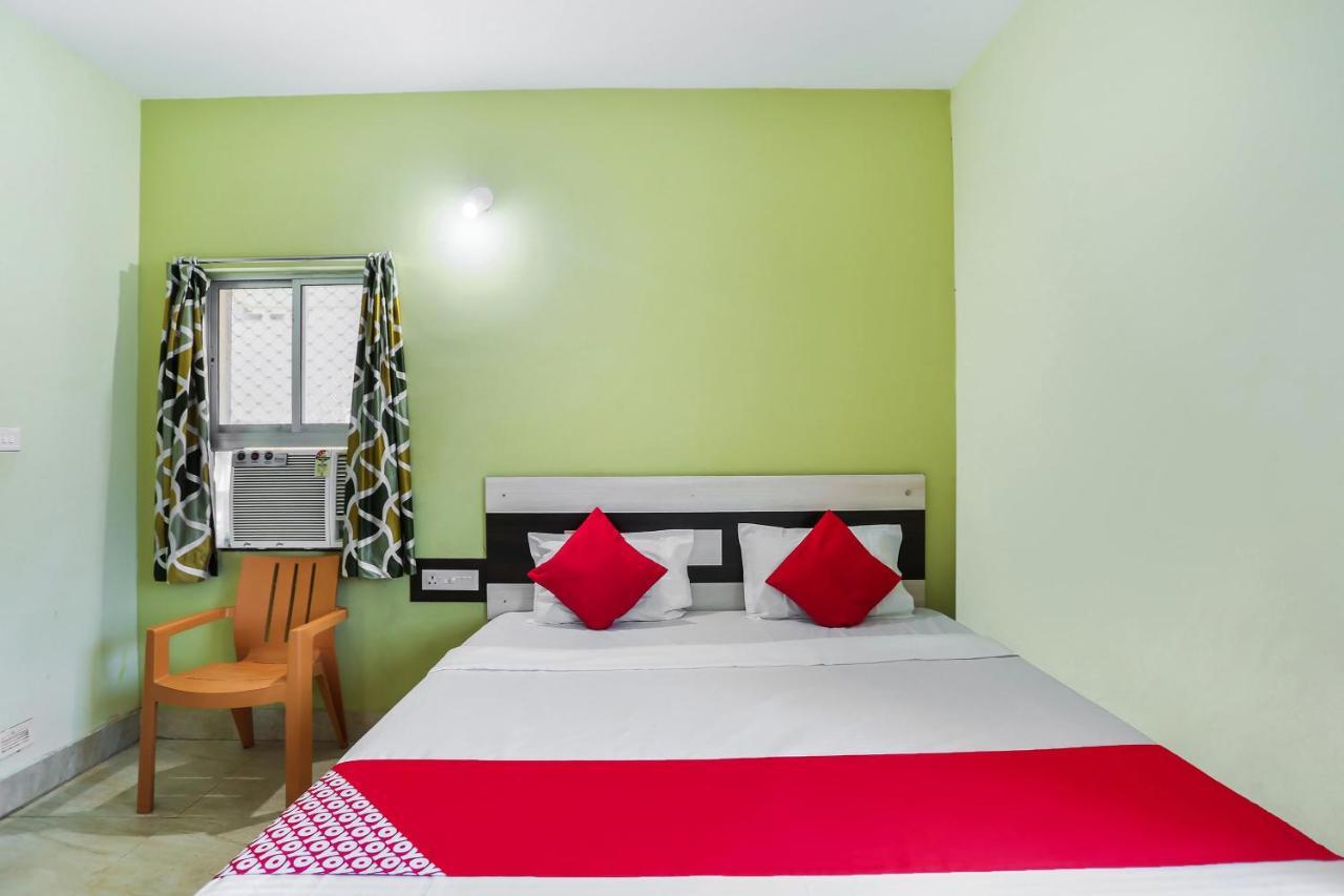 Oyo 68370 Subhalaxmi Guest House Пури Екстериор снимка