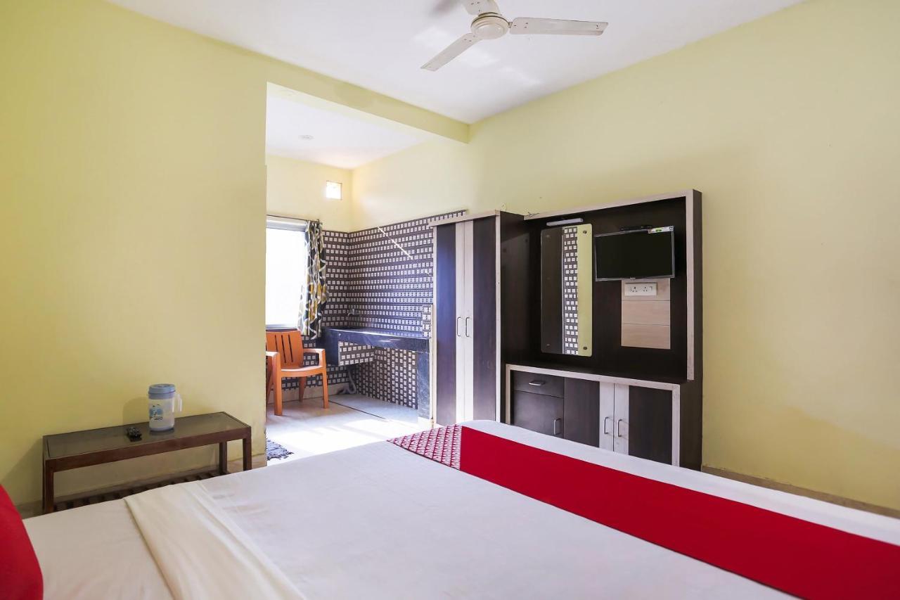Oyo 68370 Subhalaxmi Guest House Пури Екстериор снимка