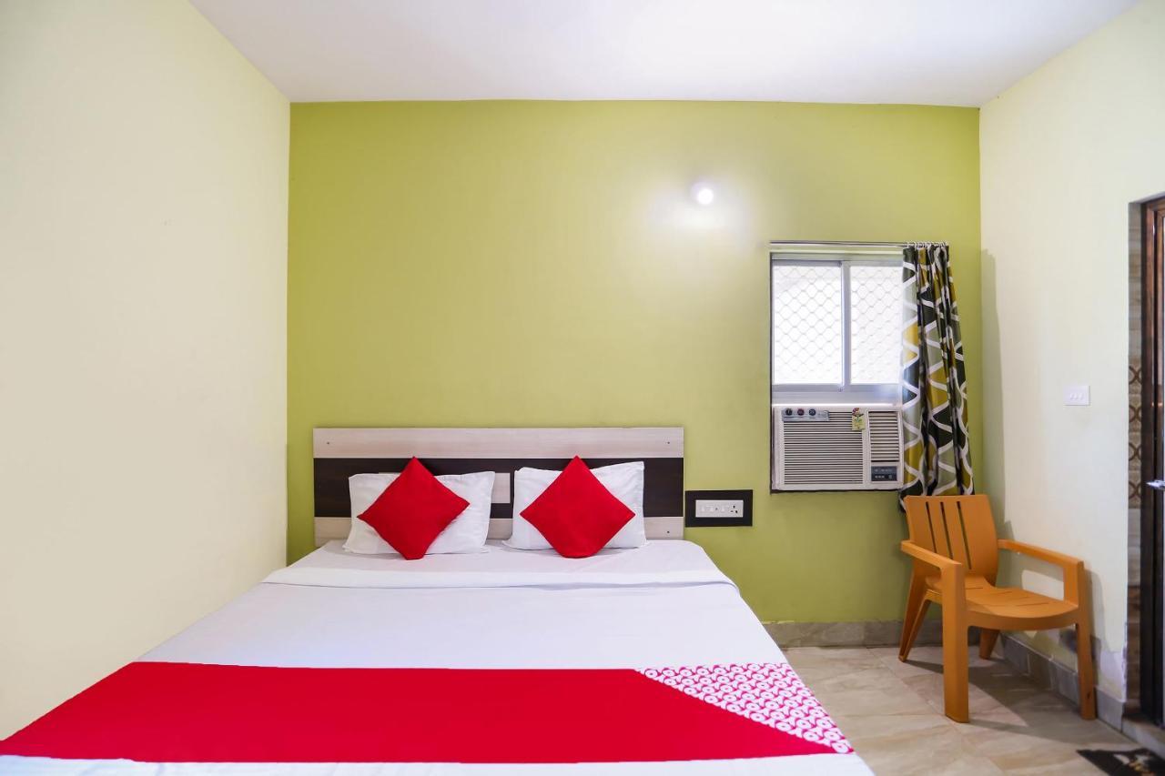 Oyo 68370 Subhalaxmi Guest House Пури Екстериор снимка